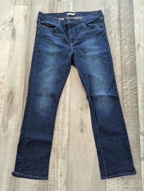 Levi's Slimming Straight Leg Jeans Womens Size 34 Dark Blue Denim Stretch